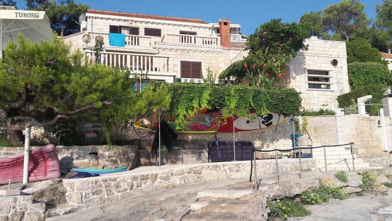 Beachfront House Pope B&B Selca  Exterior photo